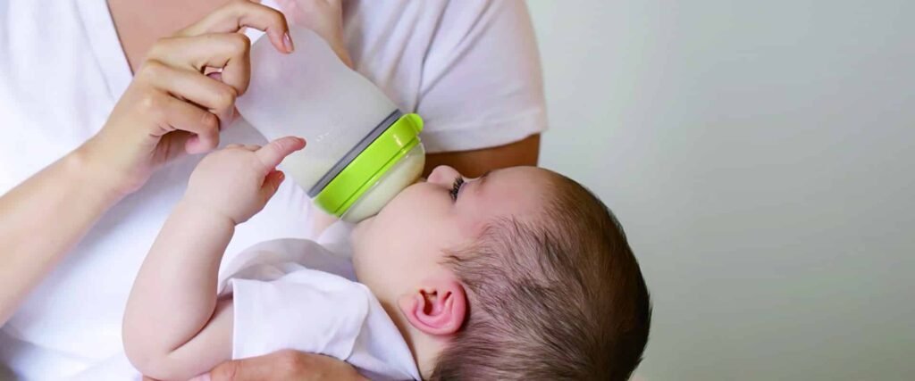 Best Feeding Bottles for Easy Feeding