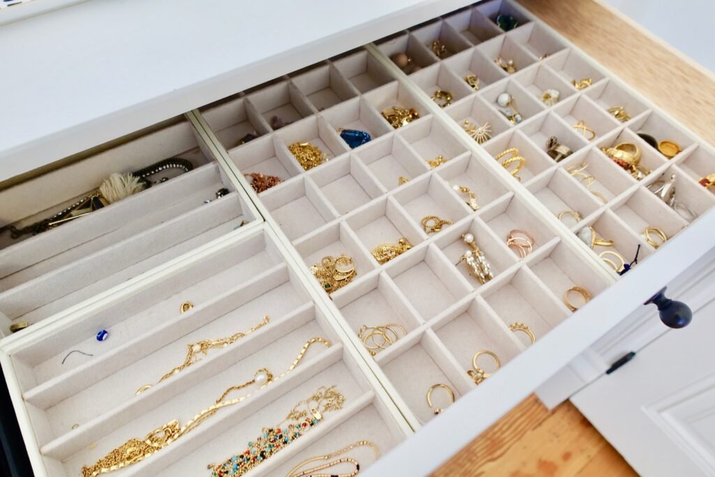 Best Tips for Storing Jewelry Safely