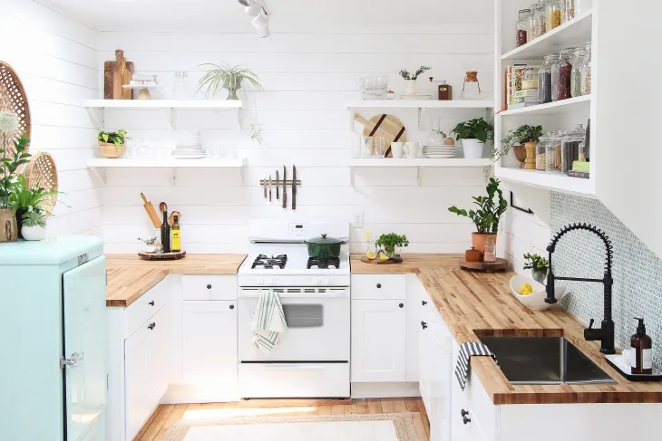 Budget-Friendly Tips for a Complete Kitchen Makeover