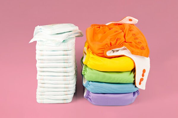 Choosing the Right Diapers: Disposable vs. Cloth