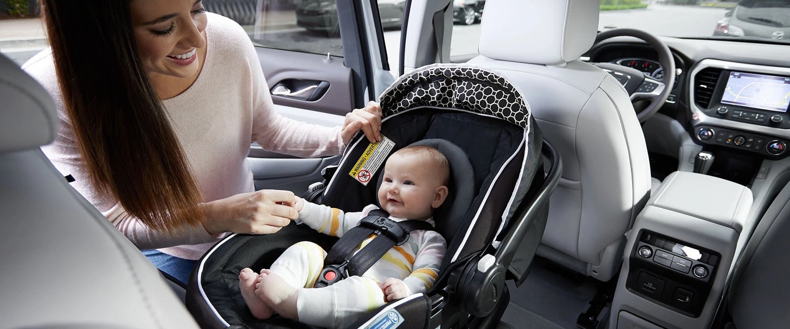 How to Select the Right Baby Car Seat for Safety and Comfort