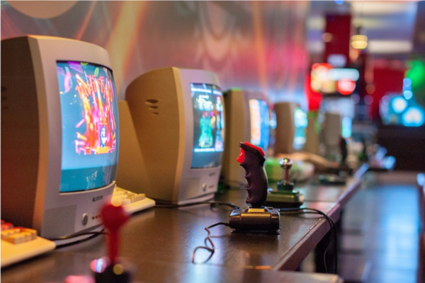 Retro Gaming: Why Classic Consoles Are Making a Comeback