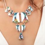 Statement Pieces: How to Style Bold Jewelry