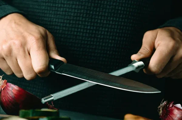 The Art of Knife Sharpening: A Complete Guide